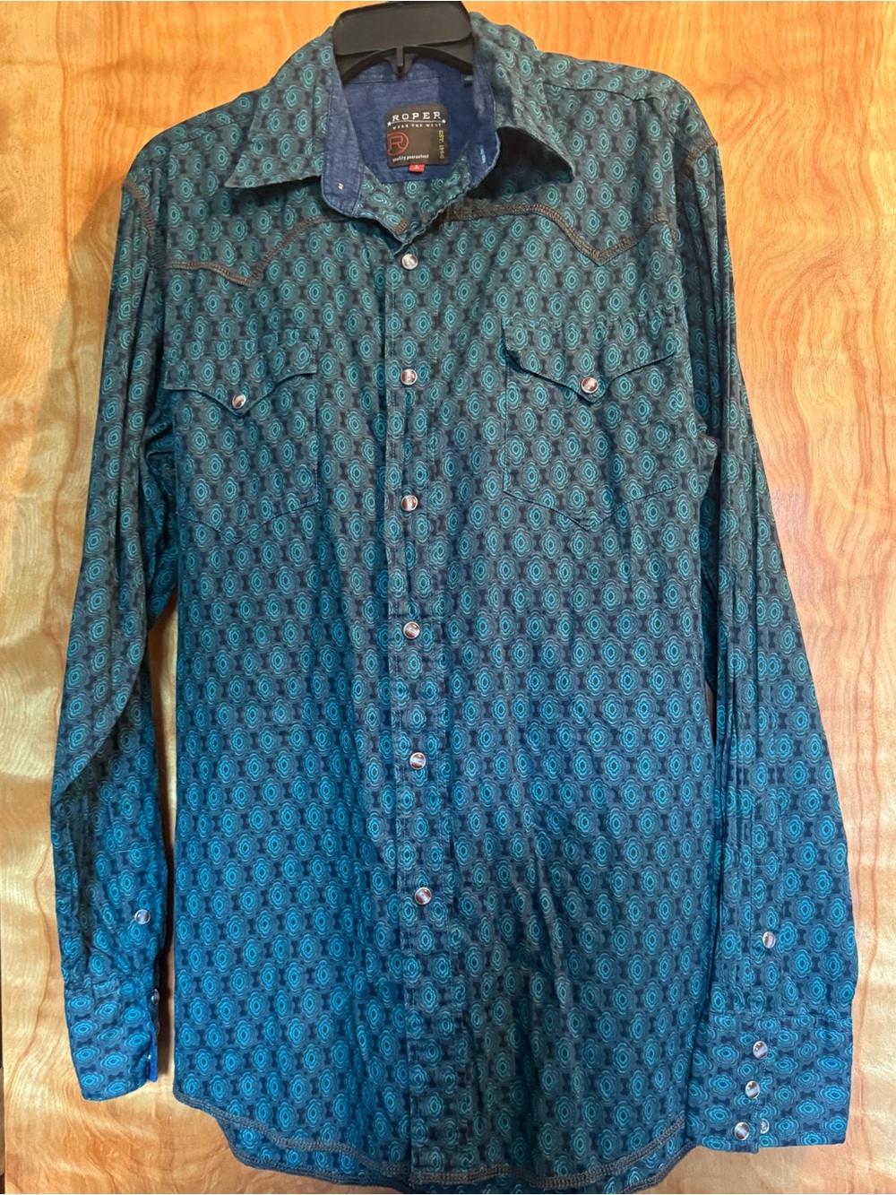 Roper Men's Teal Paisley-Print Western Button Shirt size Large. Snaps.